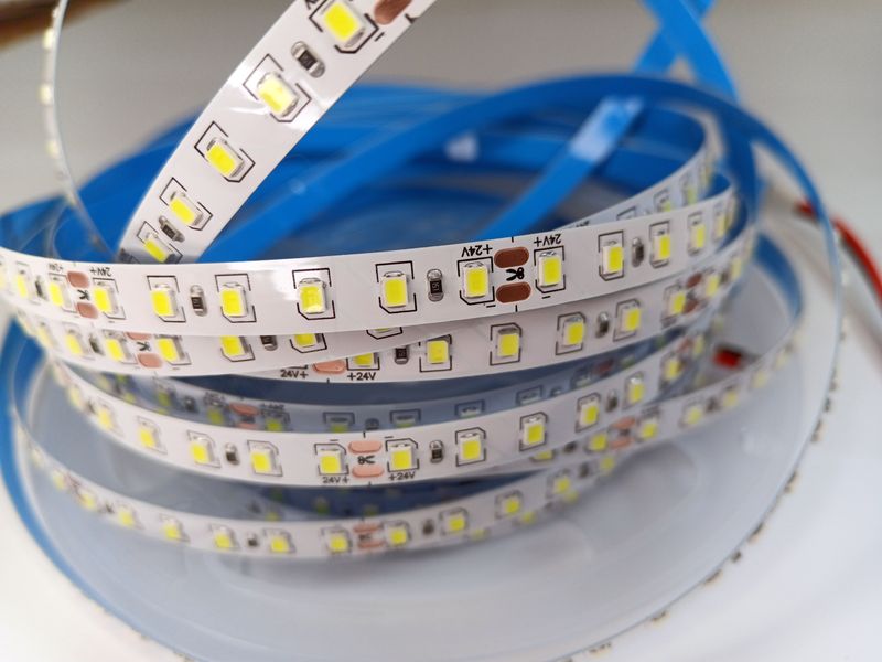 Світлодіодна стрічка 24В 1м LLS-600W-2835-IP20-24 SMD 2835 120 LED/m IP20 Білий 0121383 фото